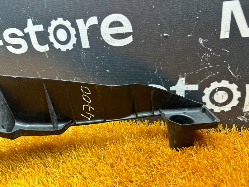 крепление бампера, 300 рублей, Красноярск