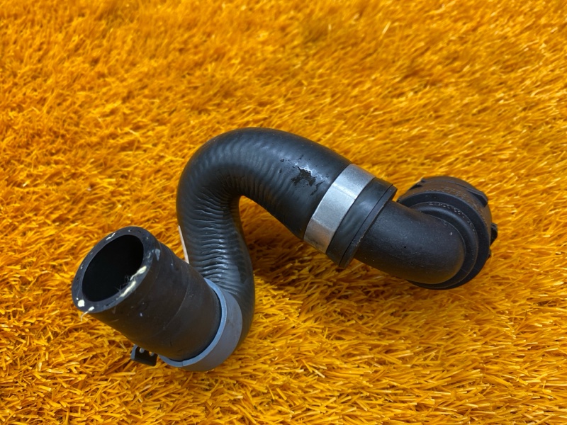 Патрубок системы охлаждения, 500 рублей, Красноярск