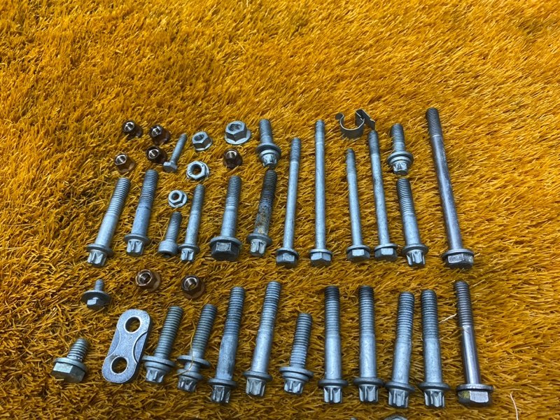 Болты и гайки ДВС, 900 рублей, Красноярск