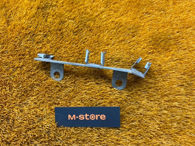 кронштейн, 300 рублей, Красноярск