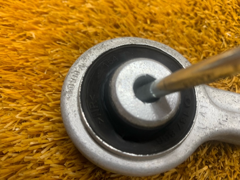 Рычаг подвески верхний, 500 рублей, Красноярск