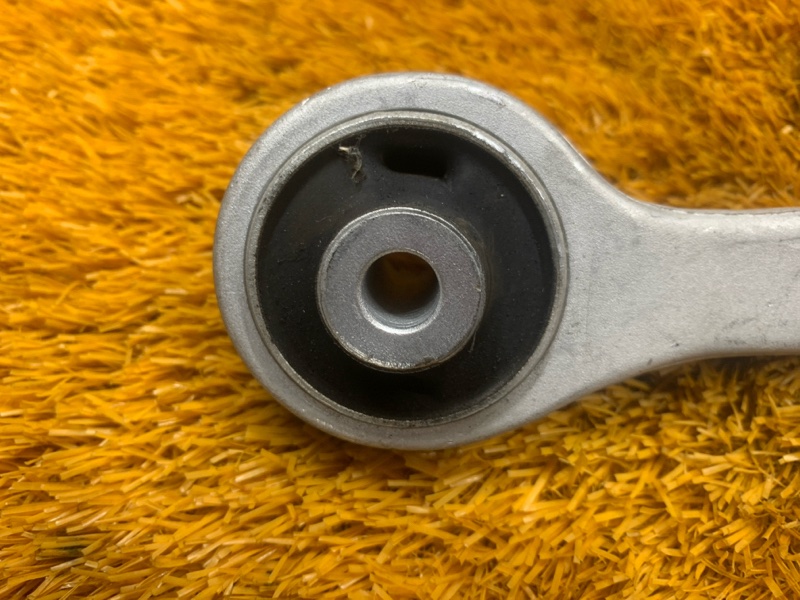 Рычаг подвески верхний, 2000 рублей, Красноярск