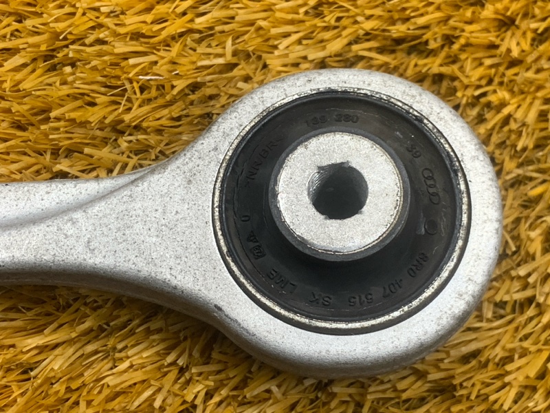 Рычаг подвески верхний, 2000 рублей, Красноярск