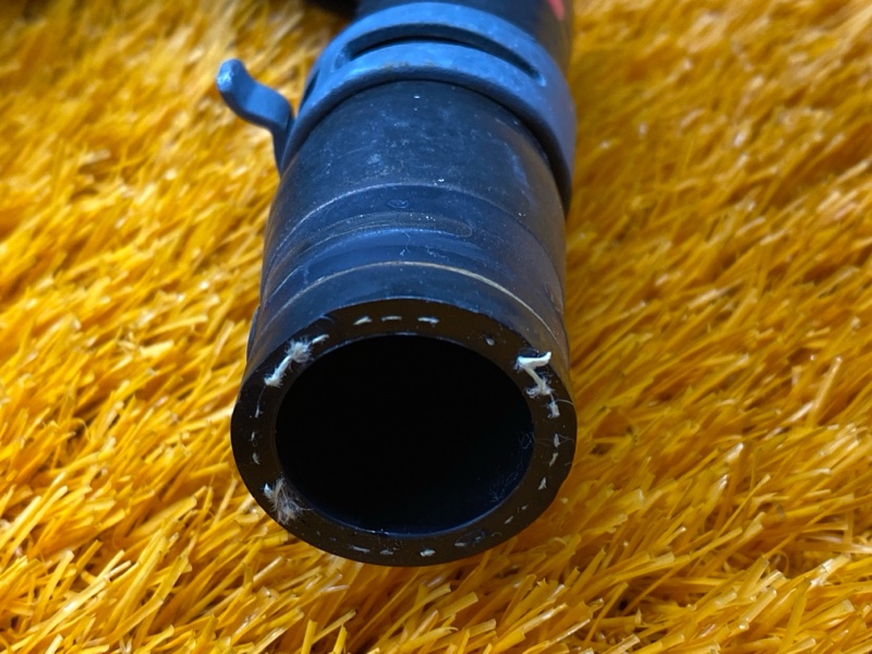 Патрубок системы охлаждения, 1000 рублей, Красноярск