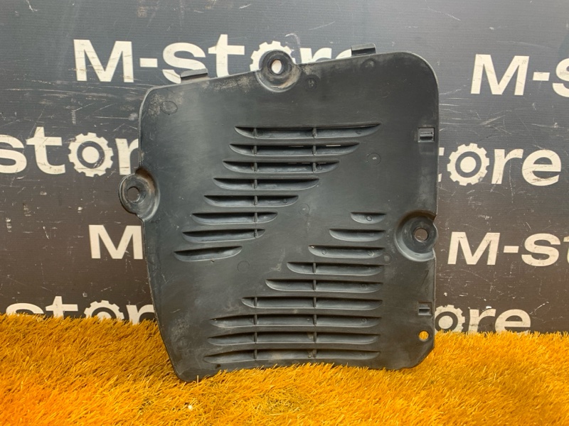 подкрылок, 300 рублей, Красноярск