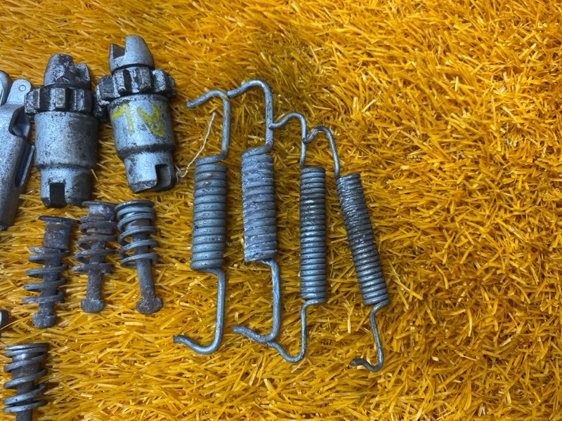 Механизм колодок ручника, 700 рублей, Красноярск