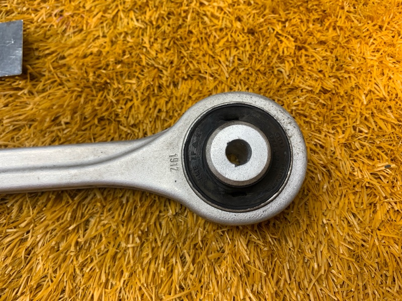 Рычаг подвески верхний, 1000 рублей, Красноярск