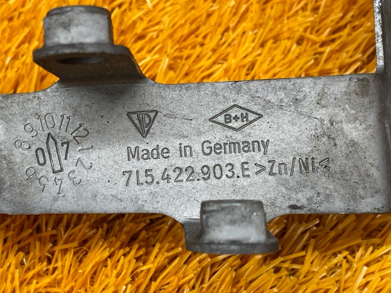 кронштейн, 300 рублей, Красноярск