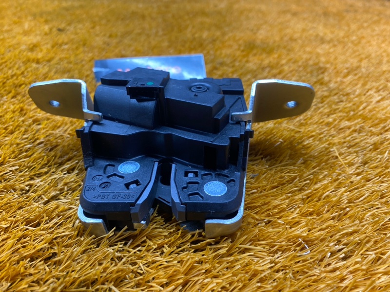 замок багажника, 10000 рублей, Красноярск