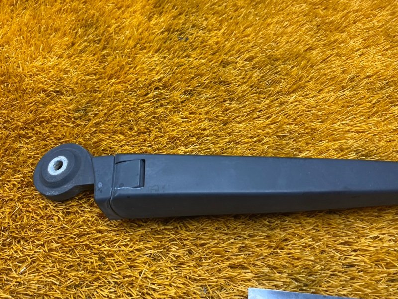 поводок стеклоочистителя, 1000 рублей, Красноярск