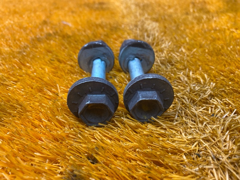 Болт развальный, 800 рублей, Красноярск