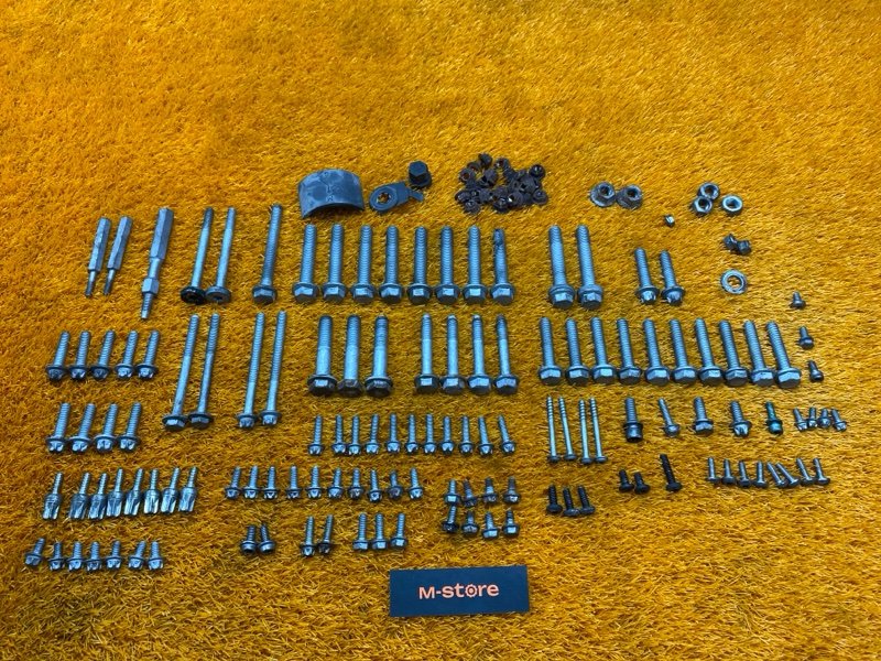 Болты и гайки ДВС, 900 рублей, Красноярск