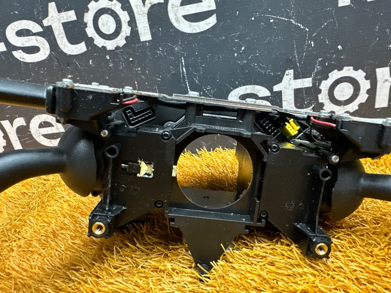 блок подрулевых переключателей, 2000 рублей, Красноярск