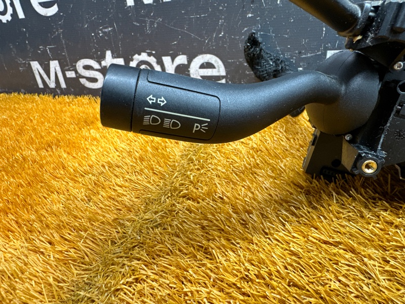 блок подрулевых переключателей, 2000 рублей, Красноярск