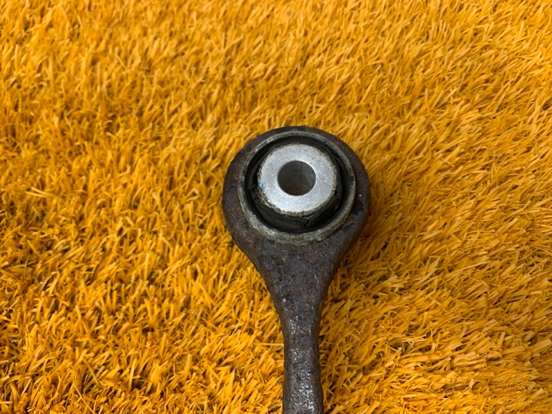 Рычаг подвески верхний, 1000 рублей, Красноярск