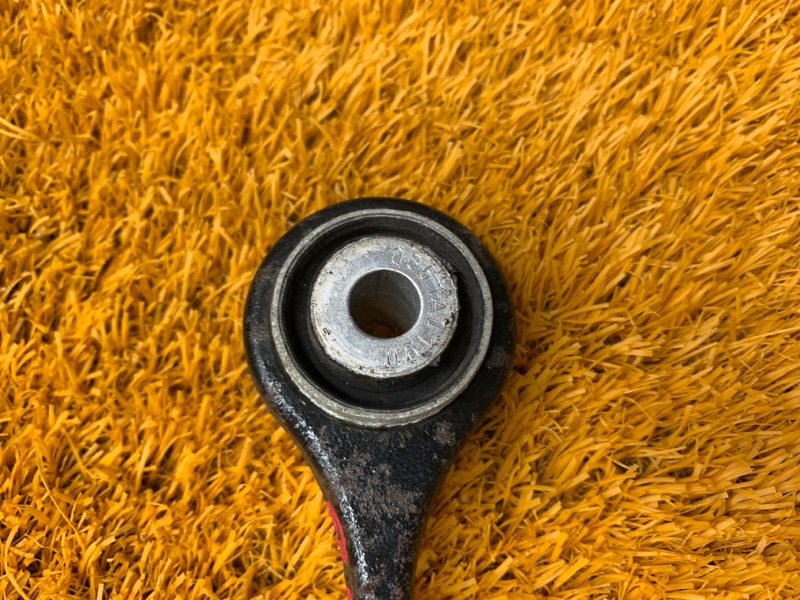 Рычаг подвески верхний, 1000 рублей, Красноярск