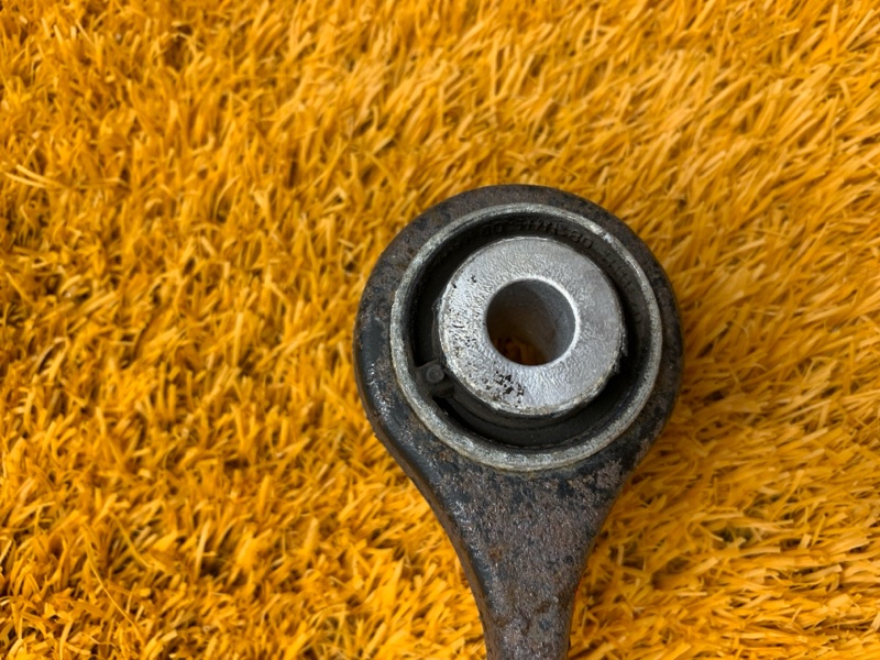 Рычаг подвески верхний, 1000 рублей, Красноярск