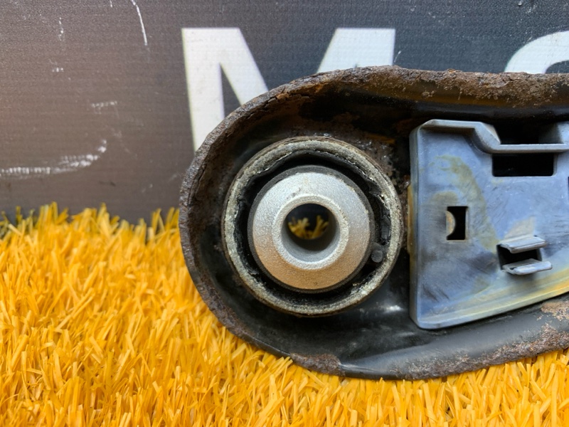 Рычаг подвески верхний, 1000 рублей, Красноярск