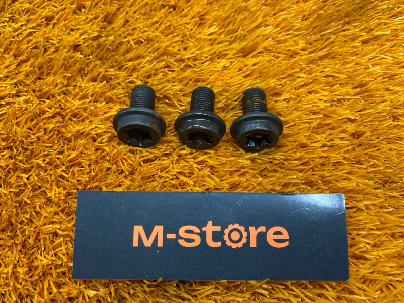 болт гидротрансформатора, 300 рублей, Красноярск