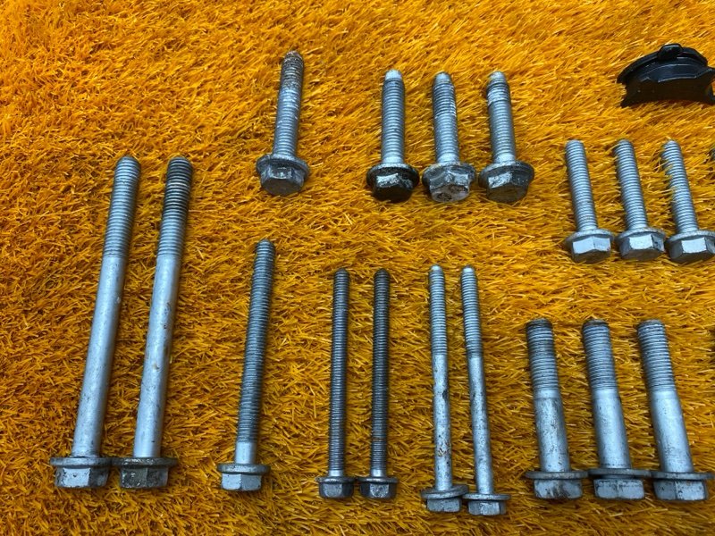 Болты и гайки ДВС, 900 рублей, Красноярск