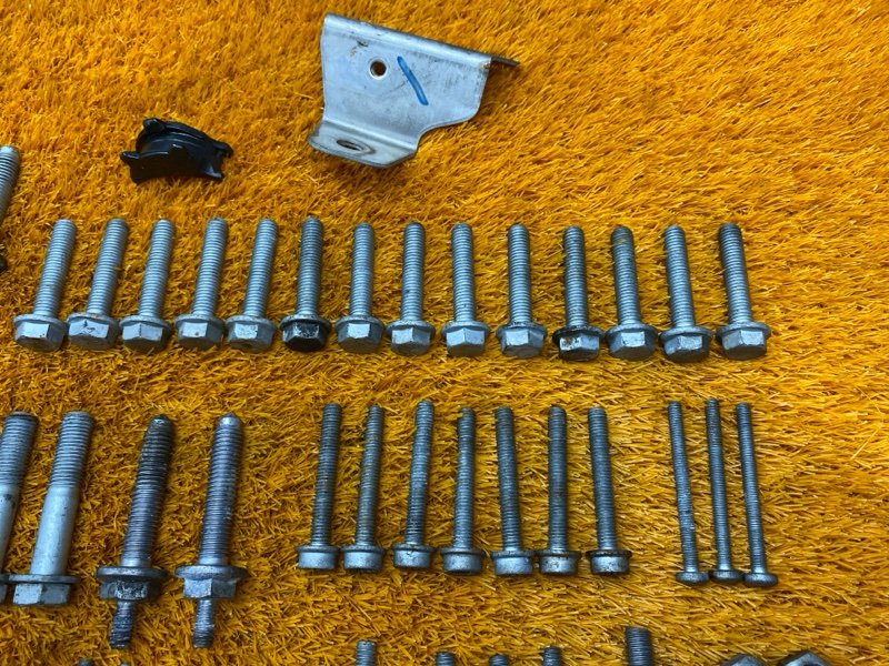 Болты и гайки ДВС, 900 рублей, Красноярск