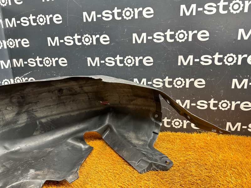 подкрылок, 400 рублей, Красноярск