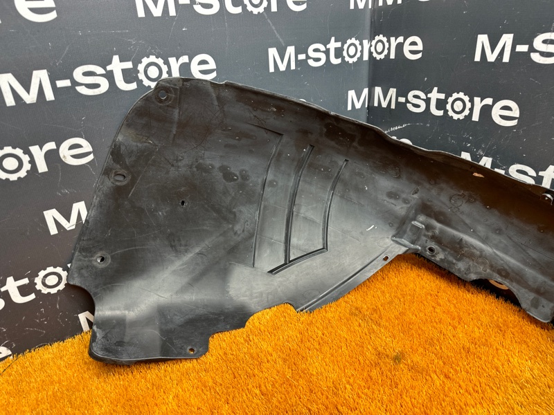 подкрылок, 4000 рублей, Красноярск