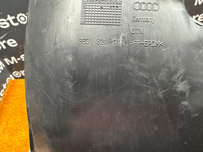 подкрылок, 4000 рублей, Красноярск