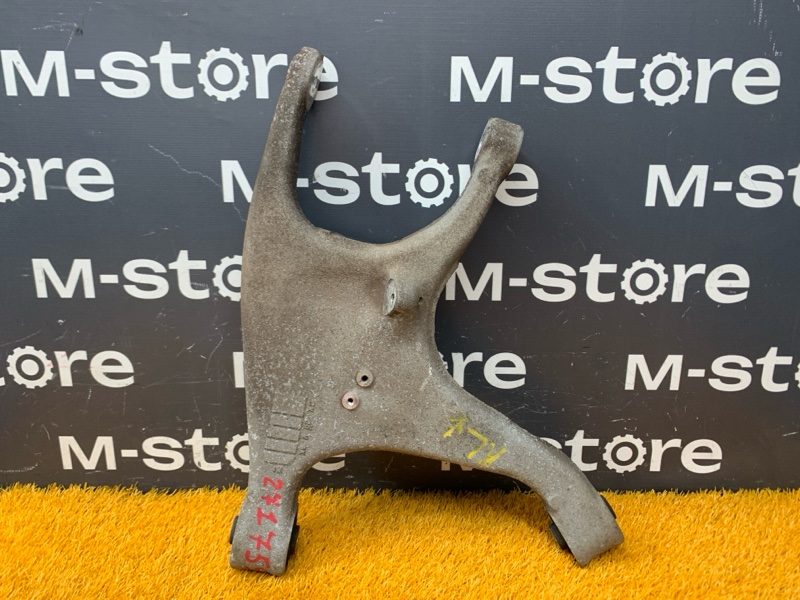 Рычаг подвески нижний, 500 рублей, Красноярск