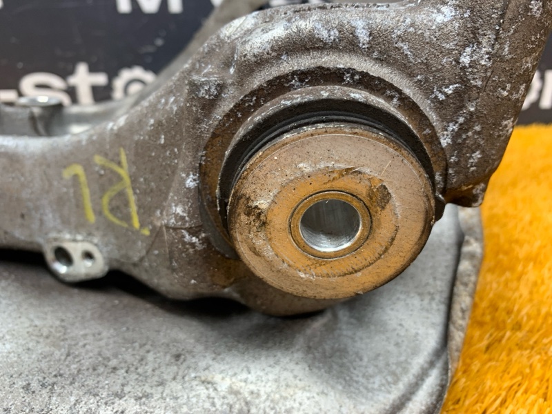 кулак поворотный, 2000 рублей, Красноярск