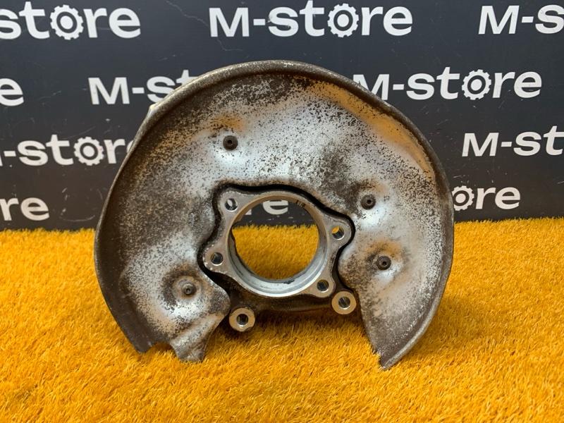 кулак поворотный, 2000 рублей, Красноярск