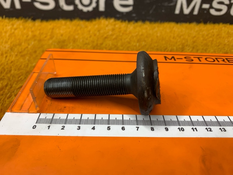 Болт привода, 200 рублей, Красноярск