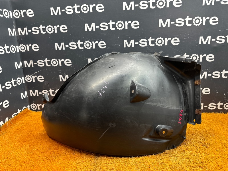 подкрылок, 600 рублей, Красноярск