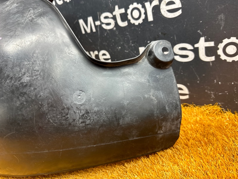 подкрылок, 600 рублей, Красноярск