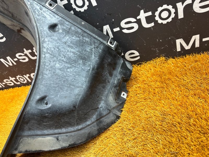 подкрылок, 4000 рублей, Красноярск