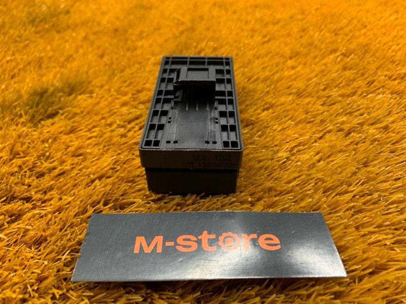 Блок управления стеклоподъемниками, 2000 рублей, Красноярск