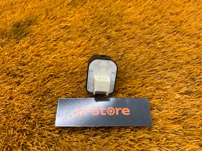 Кнопка регулировки зеркал, 500 рублей, Красноярск