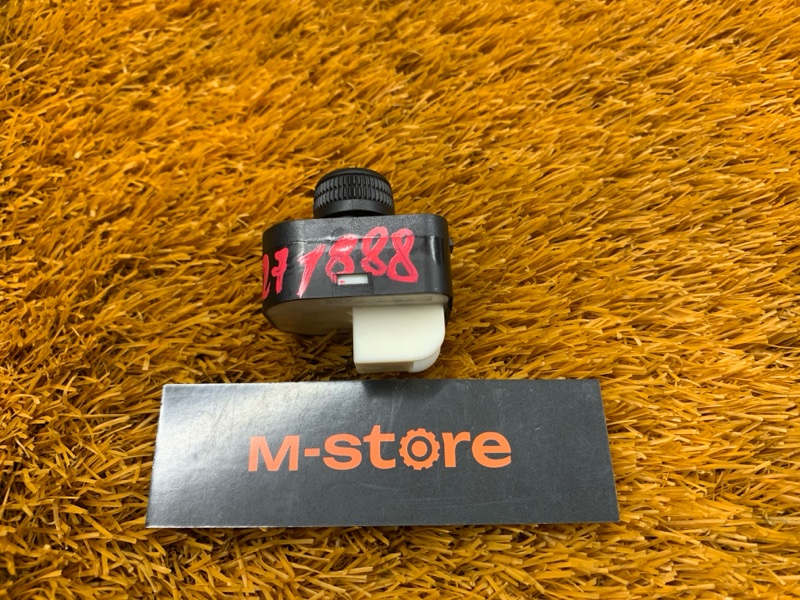 Кнопка регулировки зеркал, 500 рублей, Красноярск