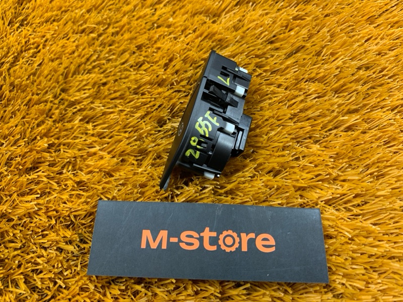 Кнопка центрального замка, 500 рублей, Красноярск