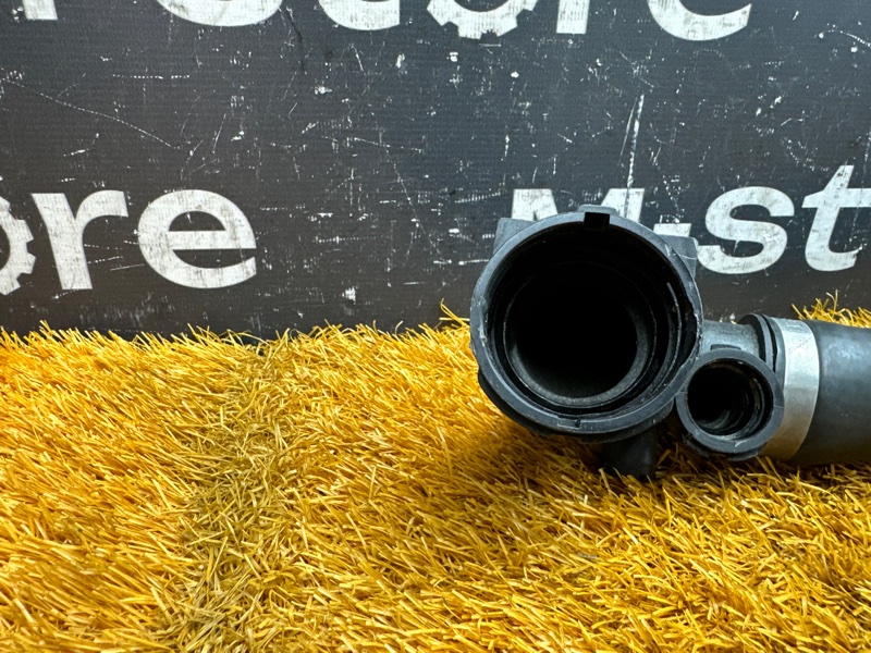 Патрубок радиатора верхний, 2500 рублей, Красноярск