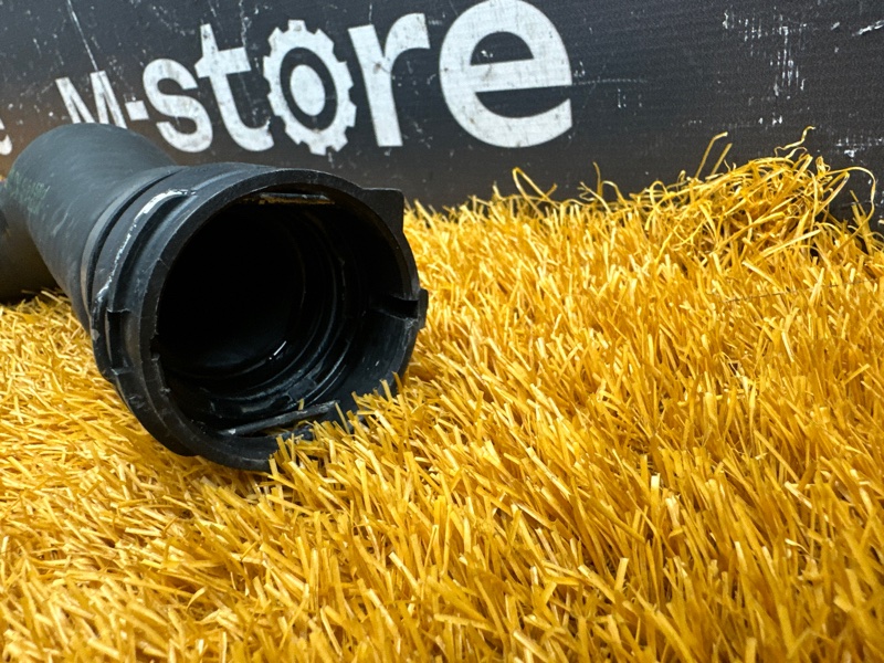 Патрубок радиатора верхний, 2500 рублей, Красноярск