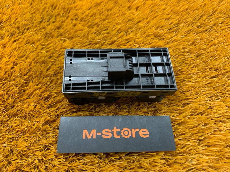 Блок управления стеклоподъемниками, 2500 рублей, Красноярск