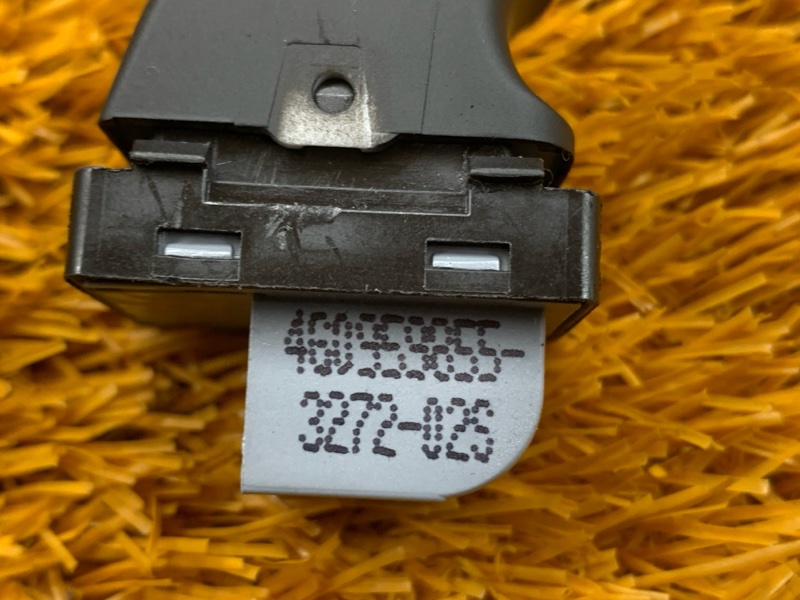 кнопка стеклоподъемника, 300 рублей, Красноярск