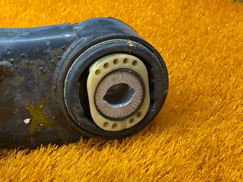 Балка поперечная (подрамник), 1200 рублей, Красноярск