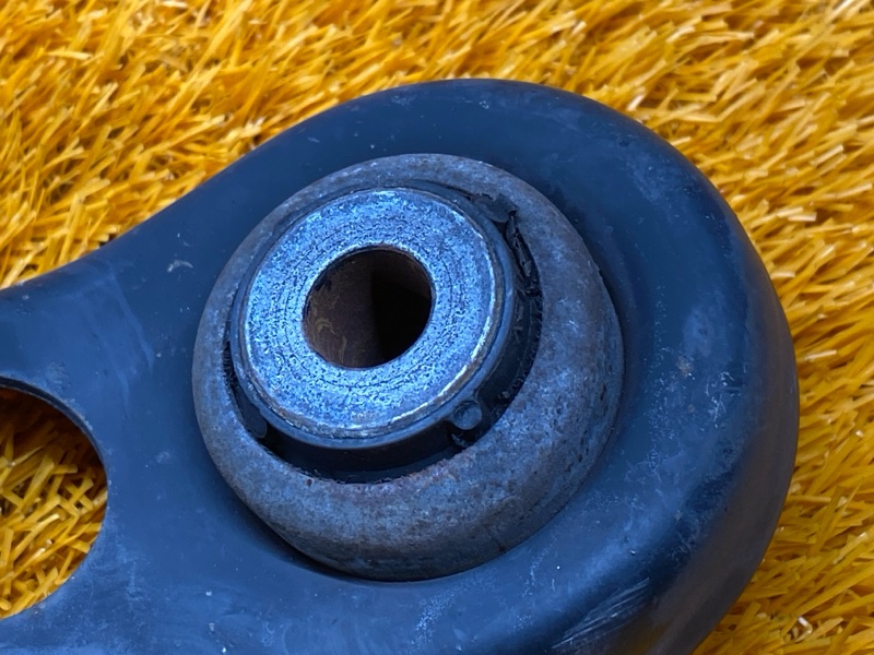 Рычаг подвески нижний, 1000 рублей, Красноярск