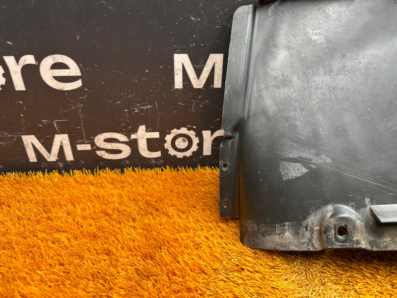 подкрылок, 1500 рублей, Красноярск