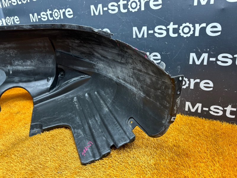 подкрылок, 300 рублей, Красноярск