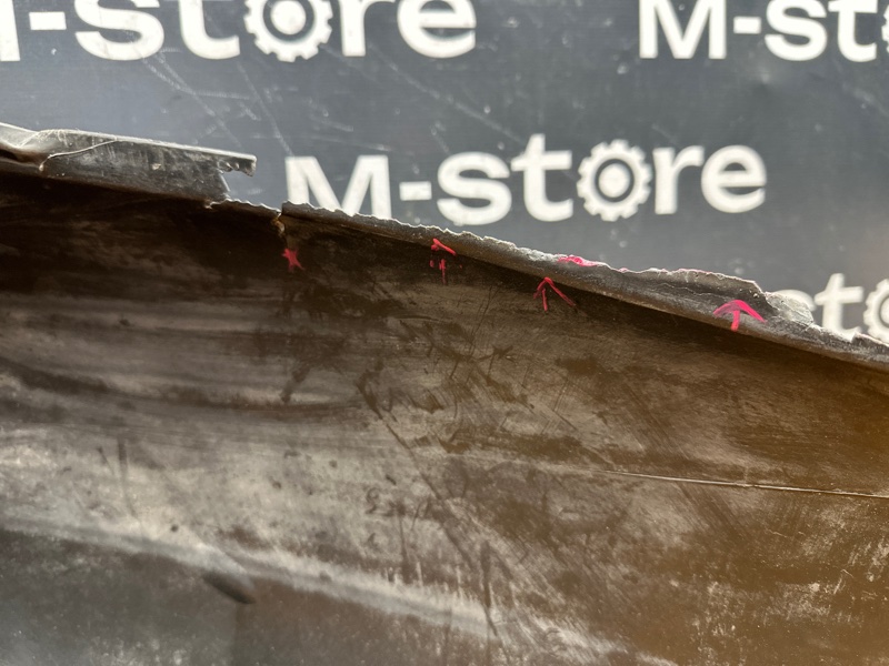 подкрылок, 300 рублей, Красноярск