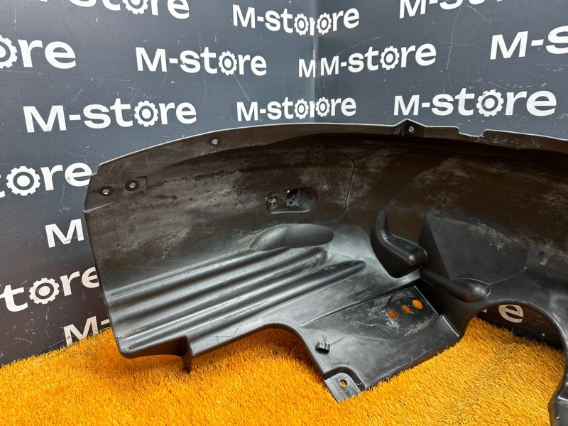 подкрылок, 300 рублей, Красноярск