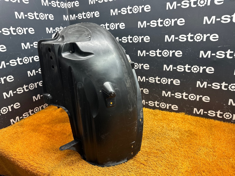 подкрылок, 300 рублей, Красноярск